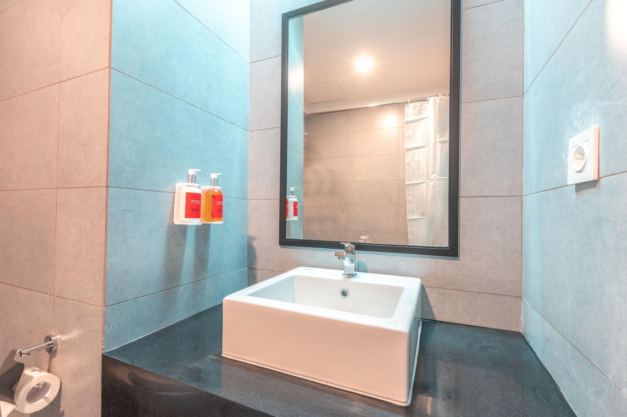 Super Oyo Townhouse 2 Hotel Gunung Sahari Jakarta Exterior foto