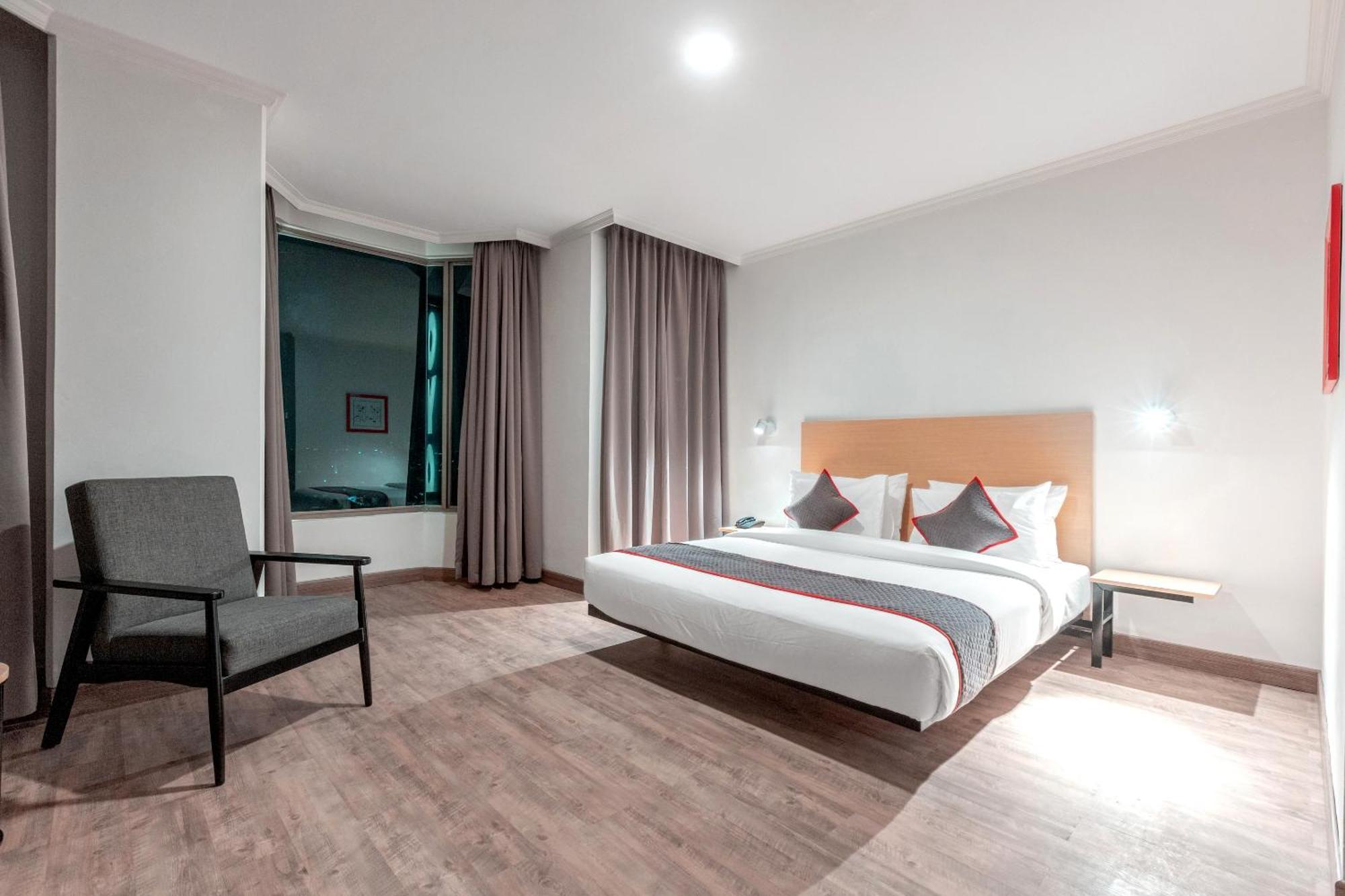 Super Oyo Townhouse 2 Hotel Gunung Sahari Jakarta Exterior foto
