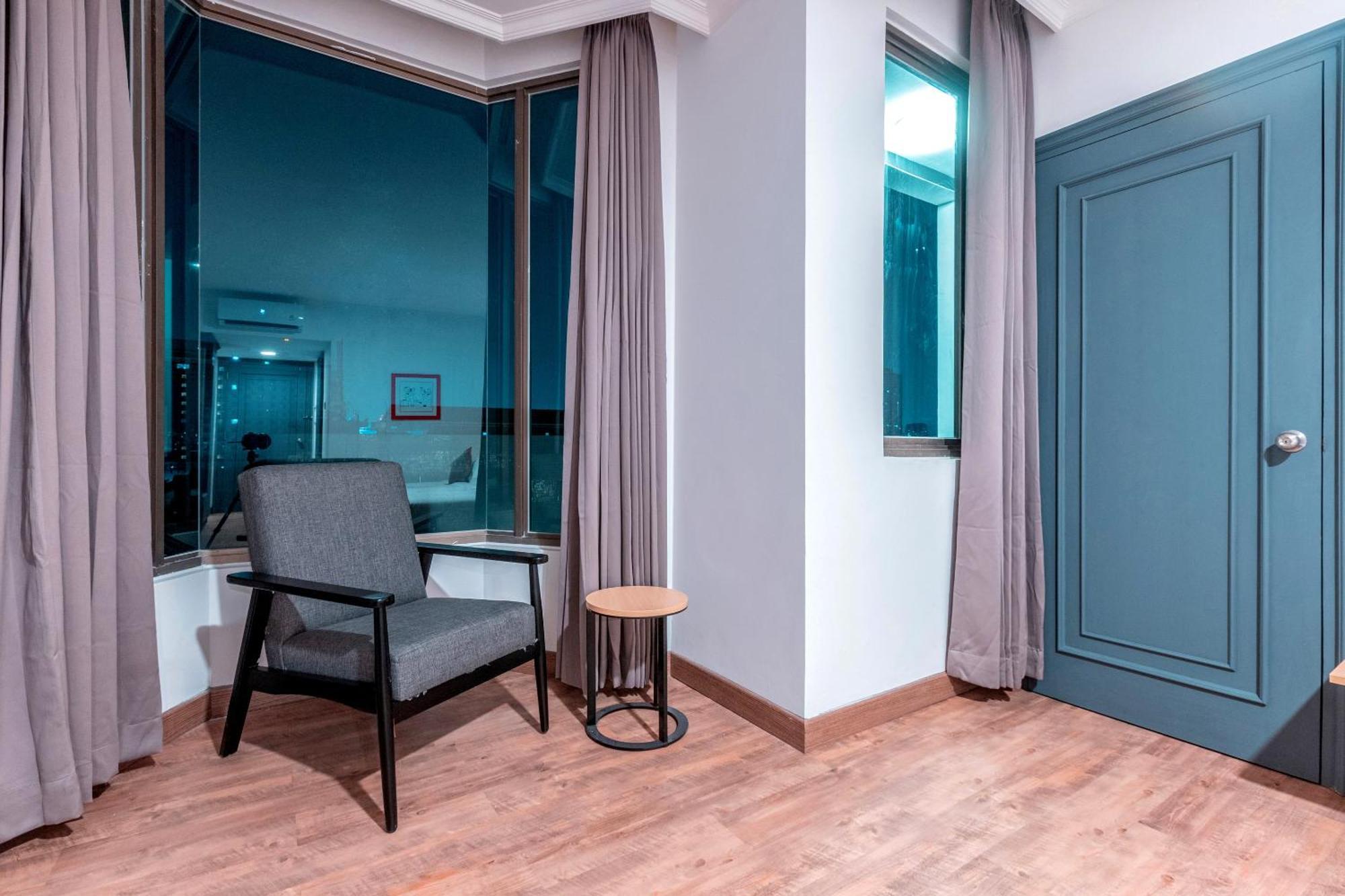 Super Oyo Townhouse 2 Hotel Gunung Sahari Jakarta Exterior foto
